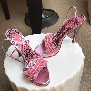 Betsy Johnson frosty pink heels 8 1/2 M